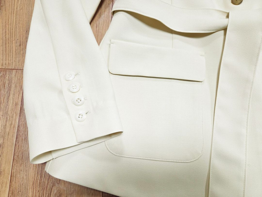 에토(eto) 벨티드 사파리자켓 프리사이즈 새상품--4