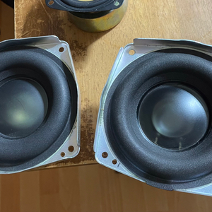 보스(BOSE) 4.5인치 순정 우퍼 스피커 1조 (캐딜락 ATS 도어용 / 4옴)