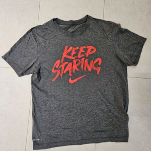 나이키 드라이핏 반팔티 M