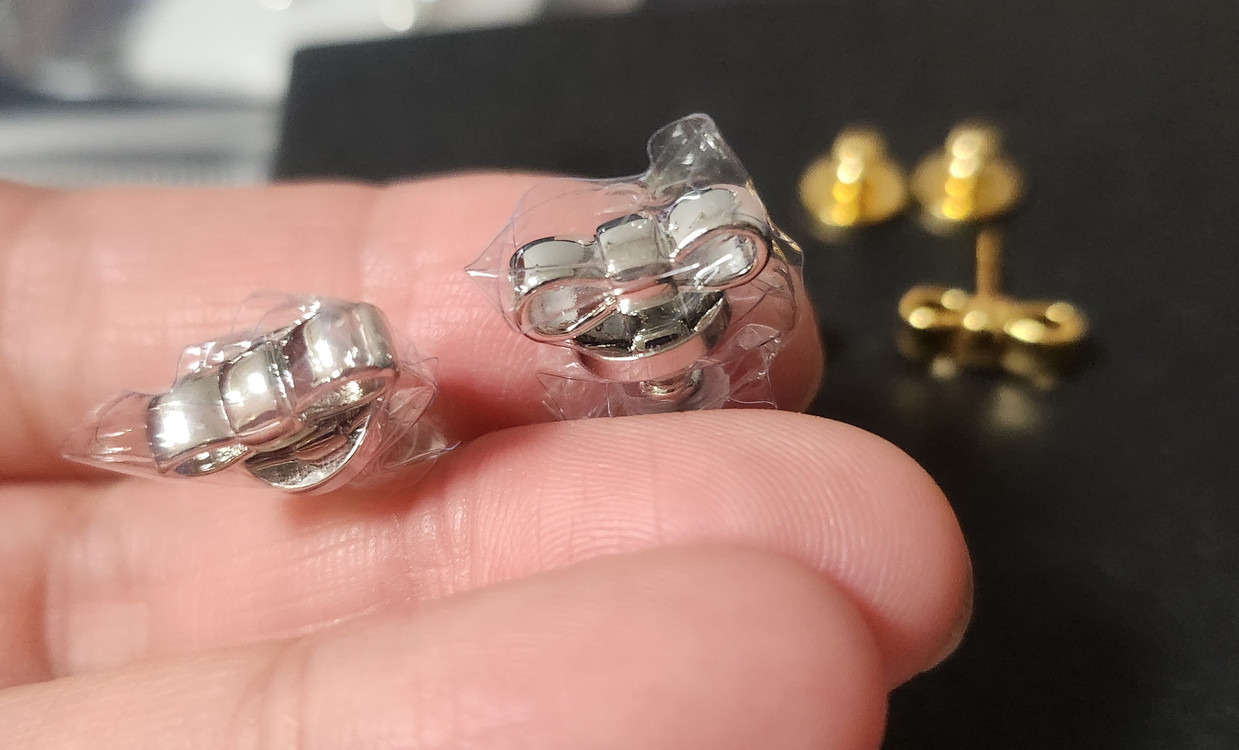 프라 귀걸이 딱붙 리본귀걸이 실버 옐골 (새상품)--2