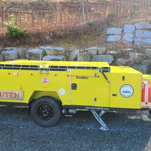 캠핑 트레일러 투폴딩 23년식 팝니다.