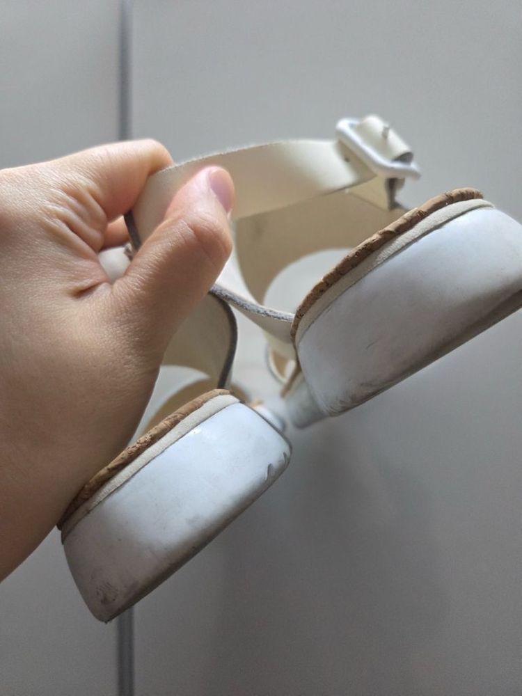 캠퍼 여성 샌들 아이보리 39 (245mm) 이미지