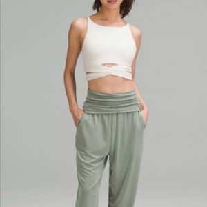 룰루레몬 요가팬츠 M 카키
