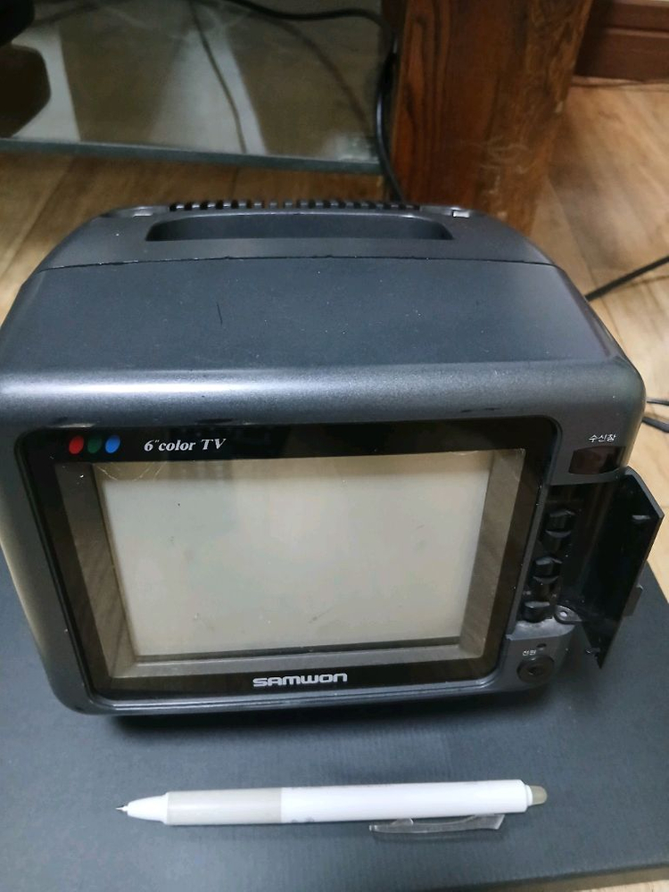 6인치 컬러 브라운관 tv 미니 빈티지 텔레비젼 이미지