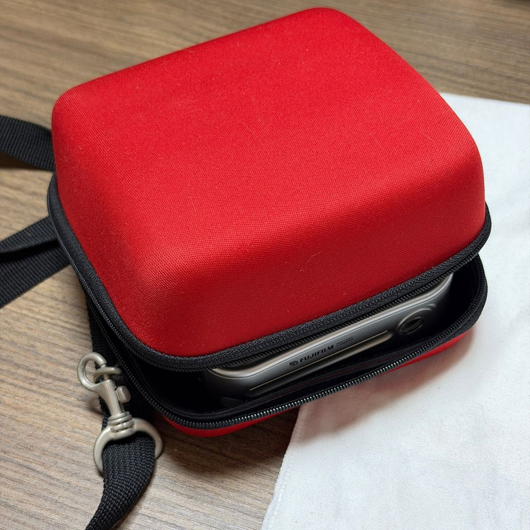 후지 인스탁스미니 폴라로이드 즉석카메라 이미지