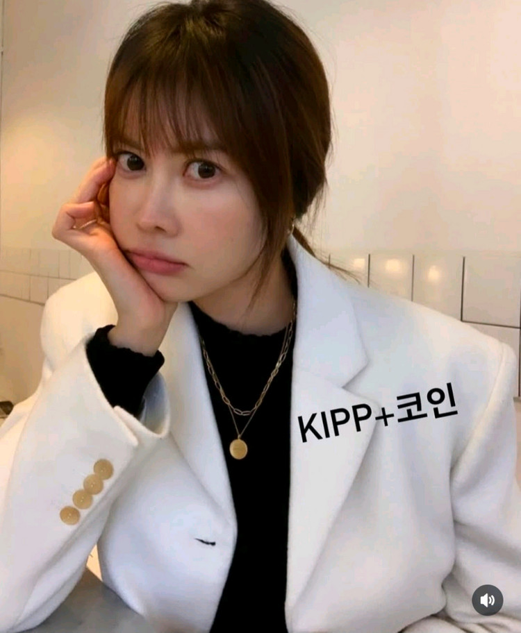 양미라 x 워스워드 WorthWord 골드 레이어드 코인 목걸이 + 체인 목걸이 [새상품/미착용] 이미지