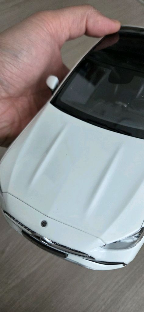 1:18 NZG / MERCEDES BENZ C CLASS W206 / WHITE 벤츠 C 클래스 모형 이미지