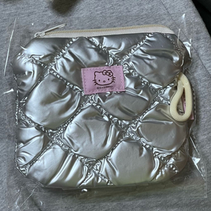 필리밀리 헬로키티 파우치 이미지