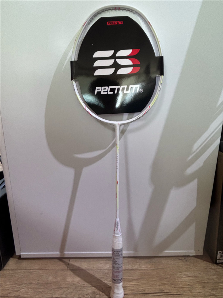 스펙트럼 배드민턴 라켓 새상품--1