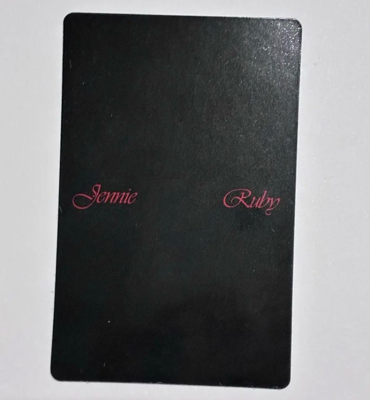 블랙핑크 제니 공식 포카 / 제니 포토카드 이미지