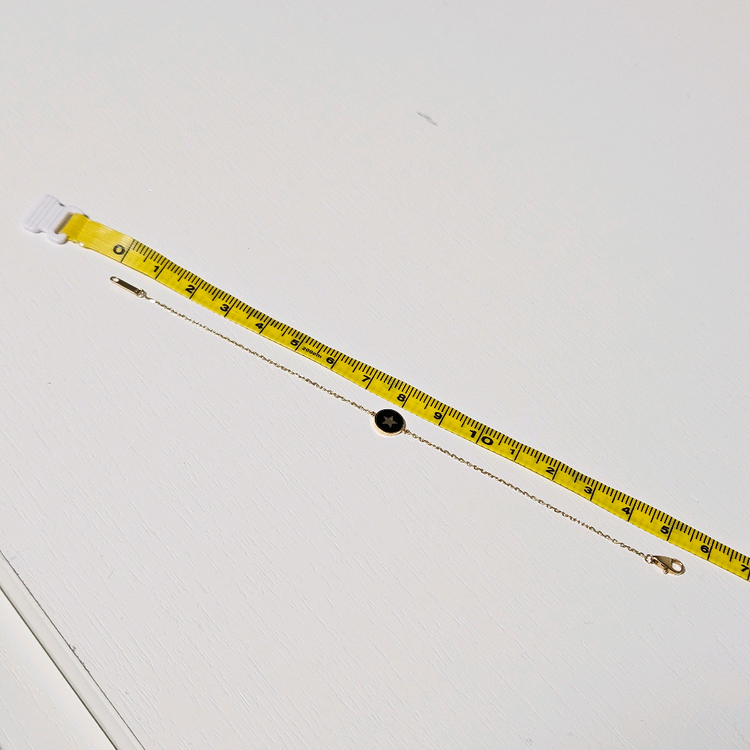 도나앤디 14k 이니셜 코인 금 팔찌--4