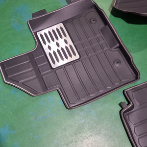 스포티지QL 바닥매트 트렁크매트 트렁크고무매트 러기지매트 이미지