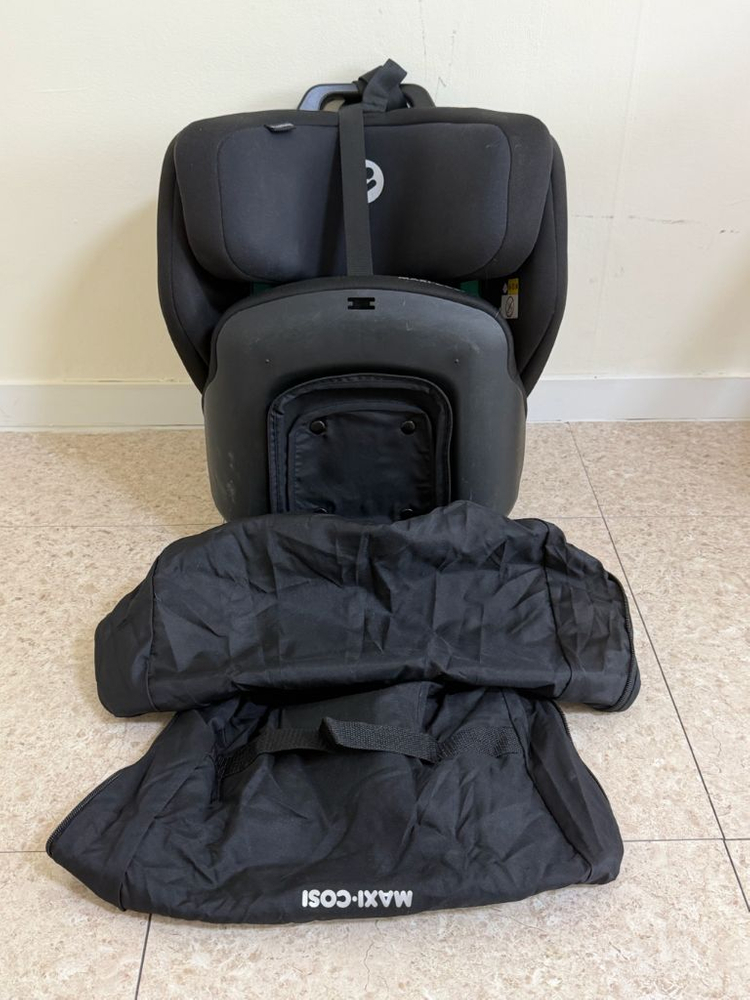 맥시코시 Nomad Plus 휴대용 여행용 카시트 이미지