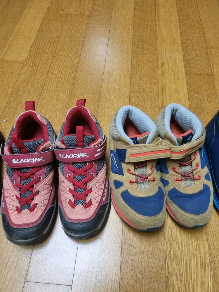 콜맨 아동용 장화, 나이키 축구화, 풋살화,등산화 이미지