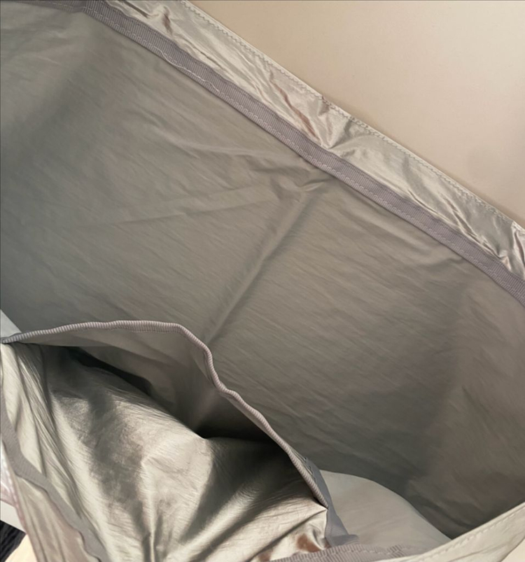 (새상품)리핏(REPEAT) 글로시 에코백 이미지