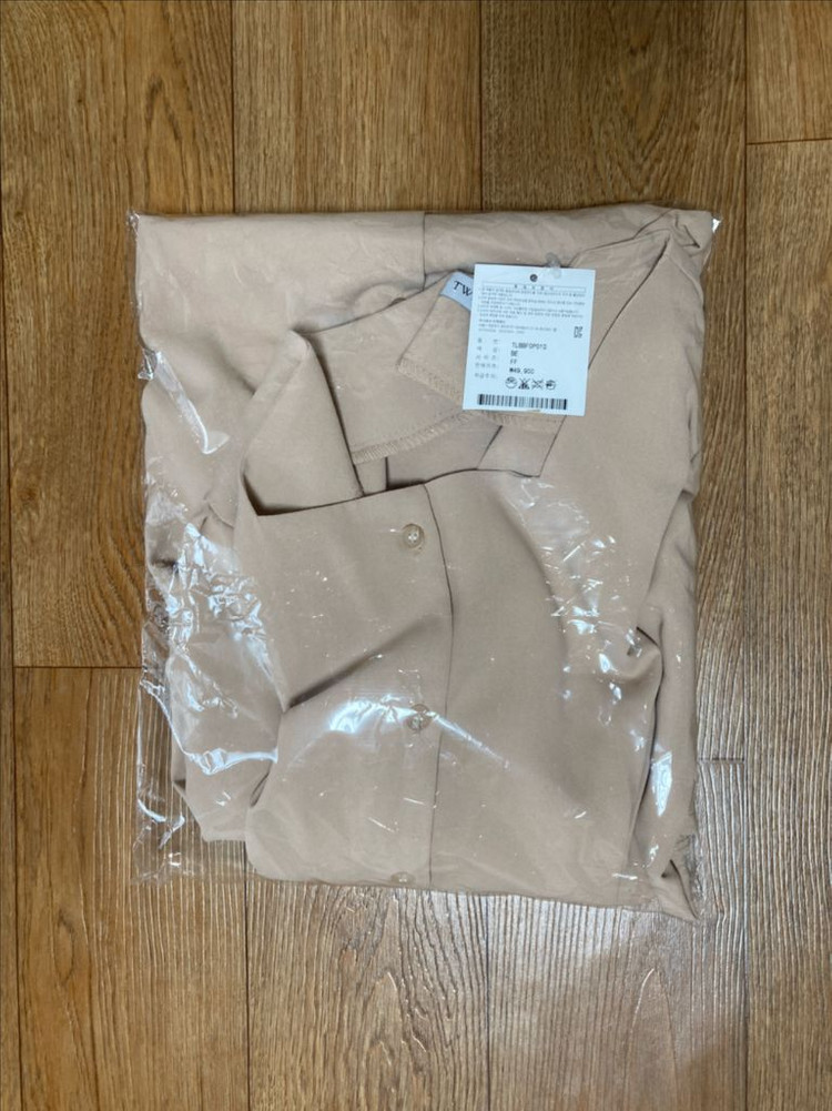 트위 스퀘어넥 핀턱 버튼 원피스 이미지