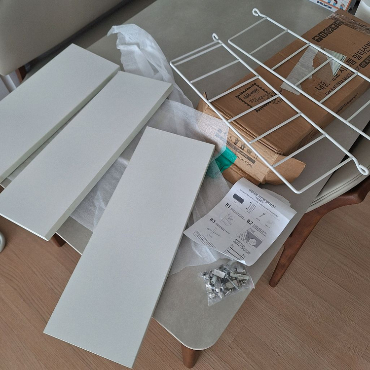 원목 벽걸이 선반 이미지