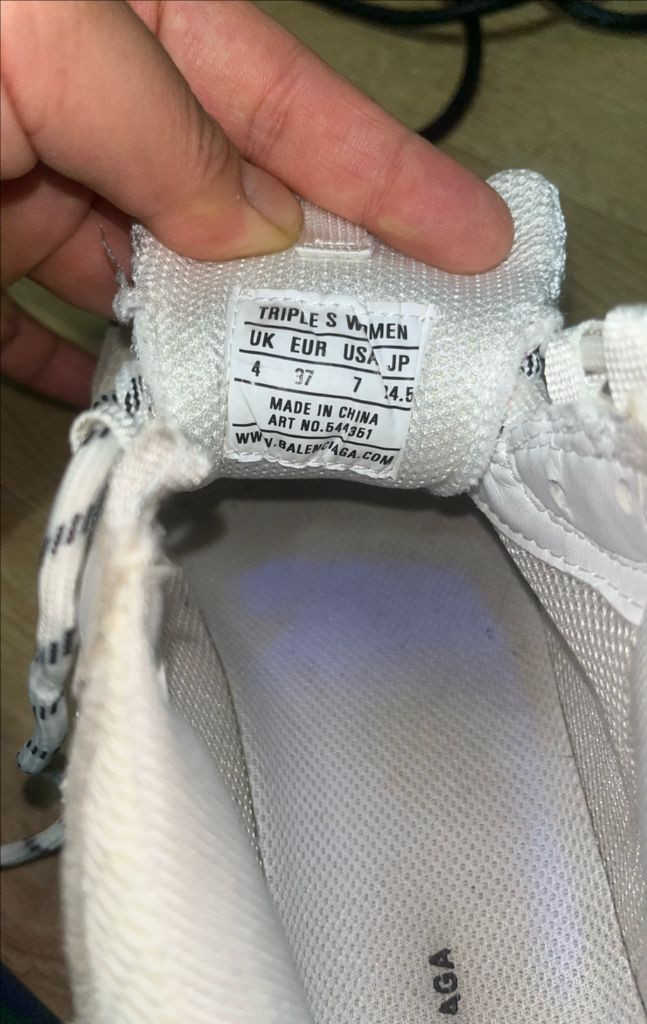 발렌시아가 트리플s 화이트 클리어솔 37(240) 사이즈 이미지