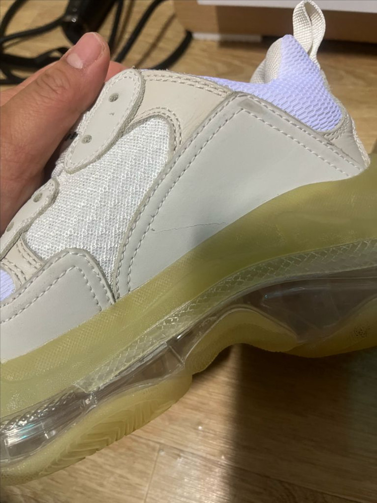 발렌시아가 트리플s 화이트 클리어솔 37(240) 사이즈 이미지