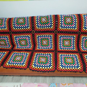 사각 모티브 블랭킷