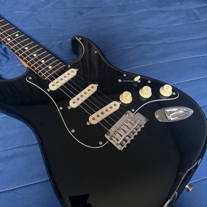 펜더 재판 하이브리드2 일렉기타 스트라토캐스터 블랙 (디마지오 area 58 / 61 / 61 튜닝)
