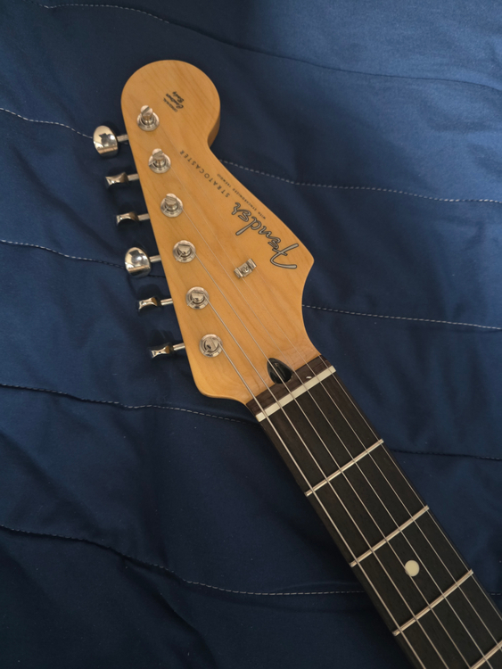 펜더 재판 하이브리드2 일렉기타 스트라토캐스터 블랙 (디마지오 area 58 / 61 / 61 튜닝)--2