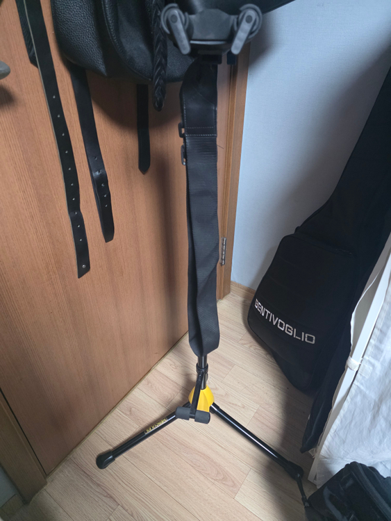 펜더 재판 하이브리드2 일렉기타 스트라토캐스터 블랙 (디마지오 area 58 / 61 / 61 튜닝)--9