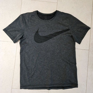 나이키 드라이핏 기능성 티셔츠