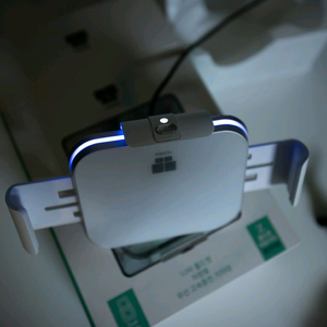 차량용 나비 무드등 폴드 무선 고속 충전기 거치대 팝니다. 이미지