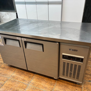 GRAND 업소용 테이블 냉장고 2도어