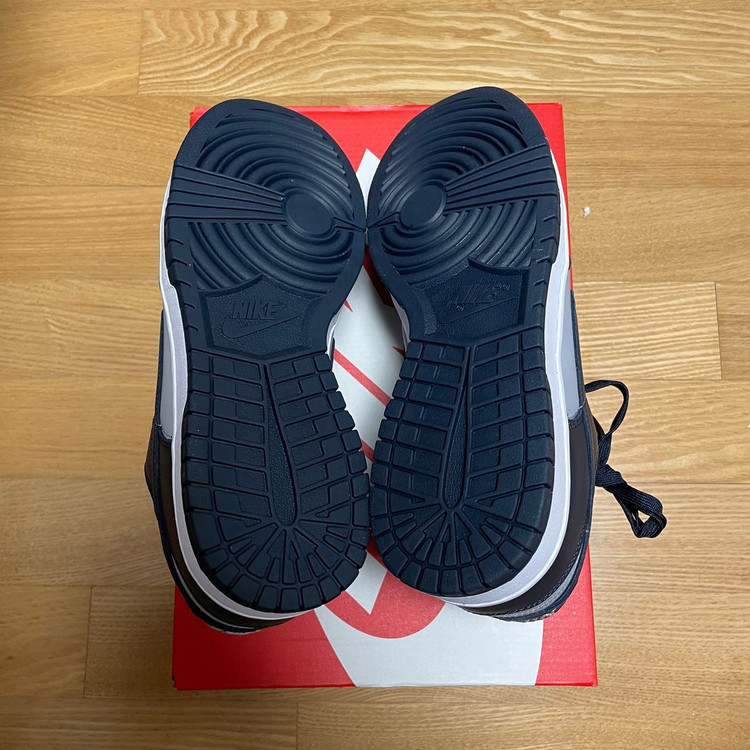 나이키 덩크 로우 챔피언쉽 그레이 275 사이즈 새제품 DD1391-003 Nike 스니커즈 운동화 신 이미지