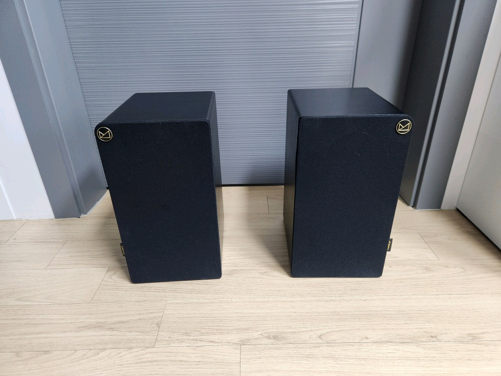 엠프내장형 2채널 스피커 판매 합니다. 이미지