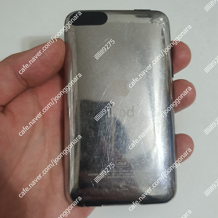 애플 아이팟터치3세대 a1318 32기가--1