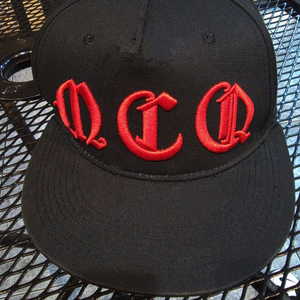 MCQ 엠씨큐 스냅백 모자 블랙 / 프리사이즈 (사이즈 조절 가능) 이미지