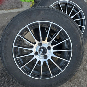 15인치 휠 타이어세트 이미지