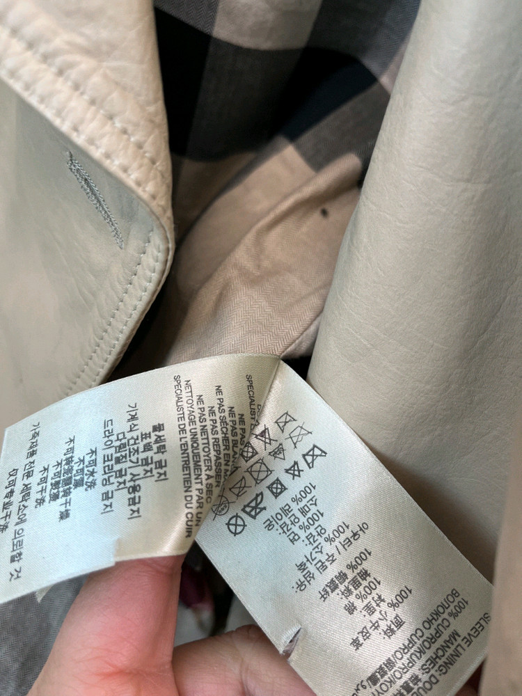 버버리 카프스킨 숏 트렌치자켓--5