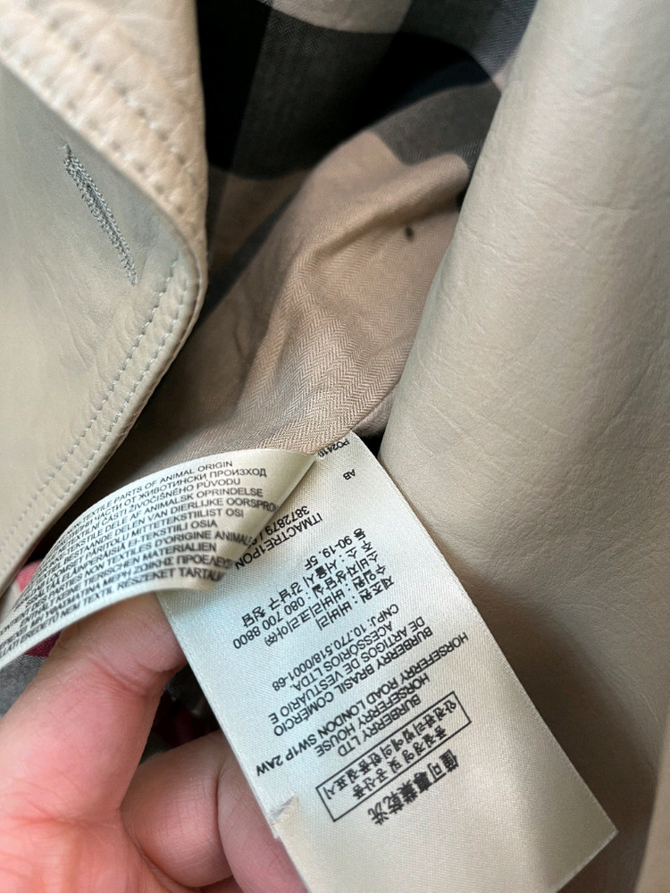 버버리 카프스킨 숏 트렌치자켓--7