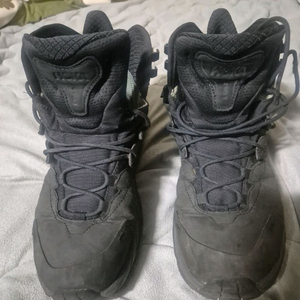 호카 장품 키아2. 등산화 270 급매