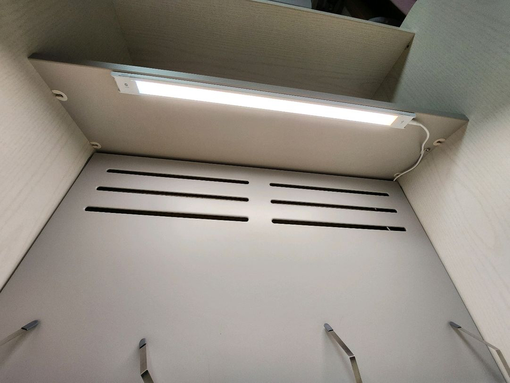 일룸 LED 조명 독서실책상 이미지