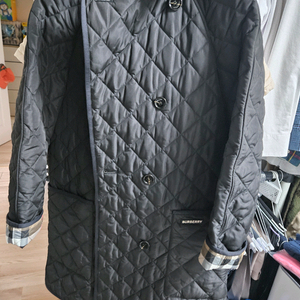 버버리 뉴타이팅 퀼팅자켓 S 정품