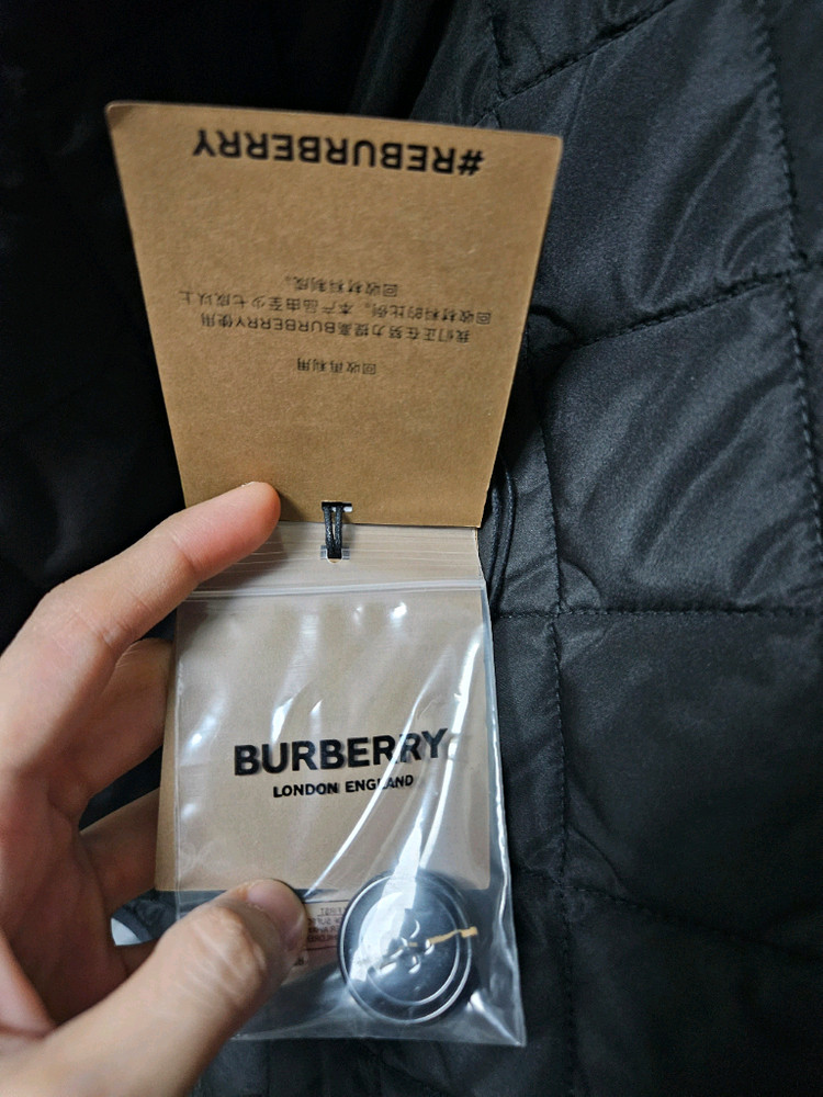 버버리 뉴타이팅 퀼팅자켓 S 정품--4