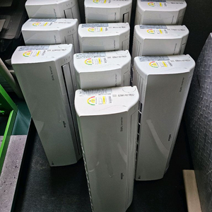 벽걸이 7평인버터냉방기 중고 세트가격입니다 2019년식 이미지