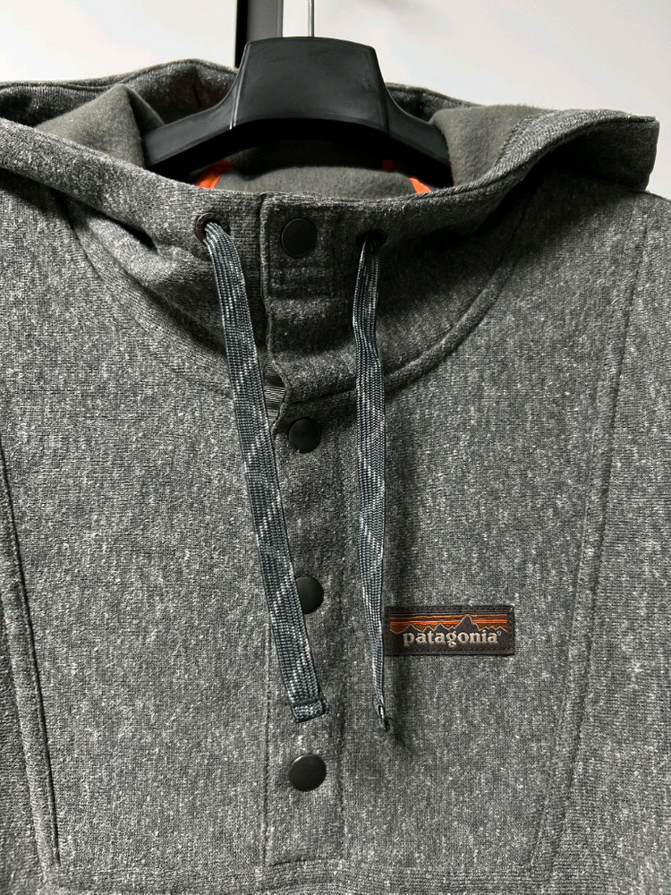 파타고니아 기모 후드 맨투맨--3