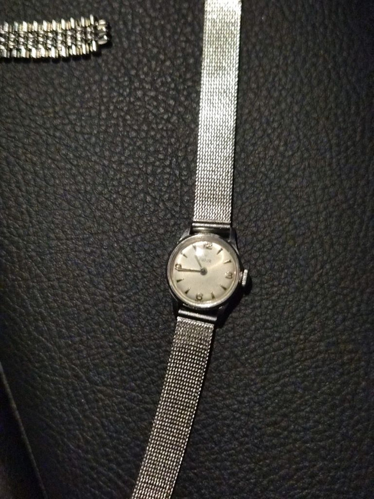 튜더 스몰로즈 빈티지 여성용 수동시계 이미지