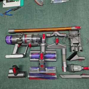 다이슨 v11무선청소기 풀세트 이미지