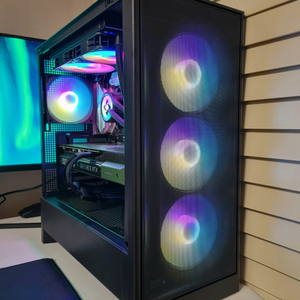 7800X3D 4080 Super 2TB 32GB 본체 이미지