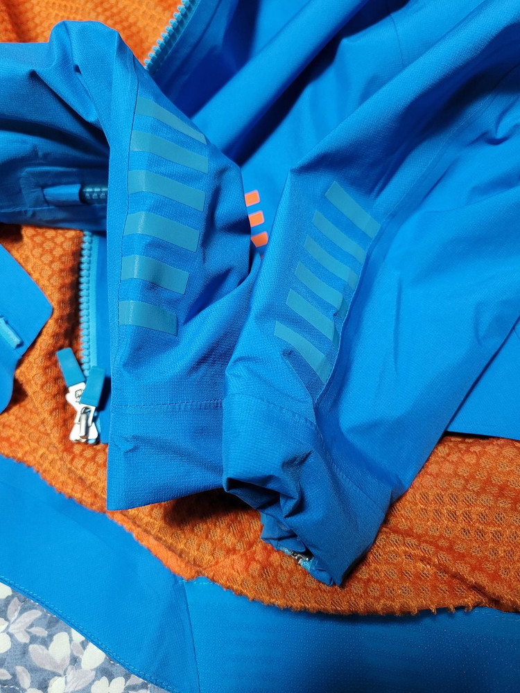 라파 프로팀 인슐레이티드 고어텍스 레인 재킷--4