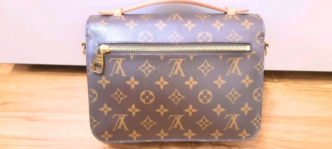 루이비통 모노그램 포쉐트 메티스 토트 숄더백 이미지