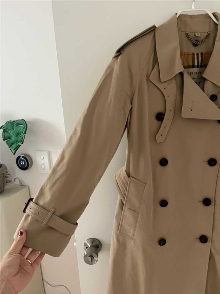 버버리 트렌치 코트--3