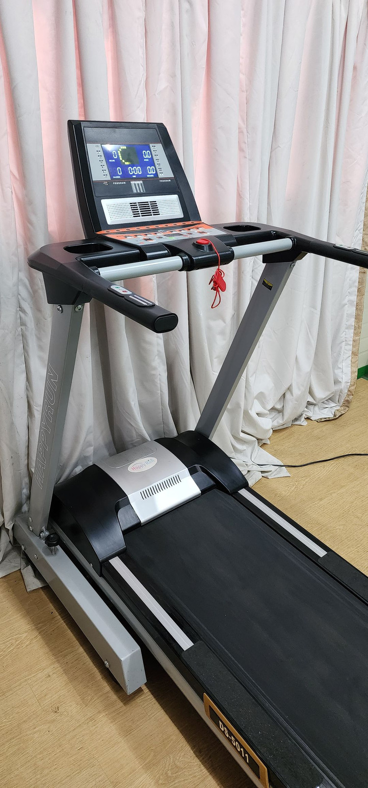 해피런 무소음 무진동 고급형 런닝머신 이미지